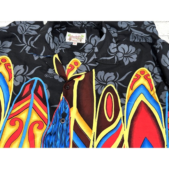 Waikiki Vintage Hawaiian Shirt 1980's Polyester Floral AOP Black Short Sleeve XL - Picture 1 of 8